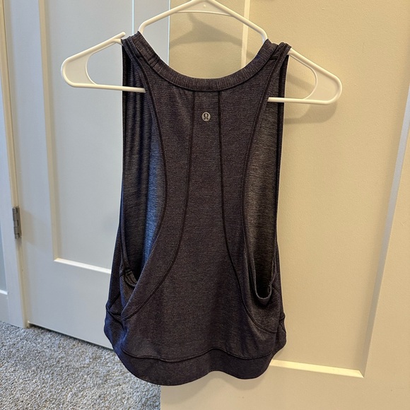 LIKE NEW!! lululemon breathable tank - Picture 2 of 2